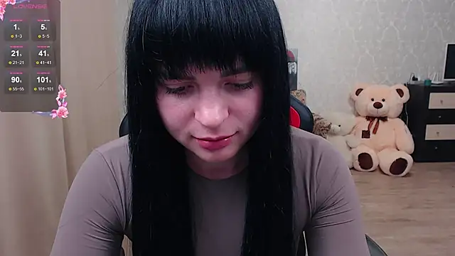JuicyJess online show from May 12, 2026, 7:33 pm