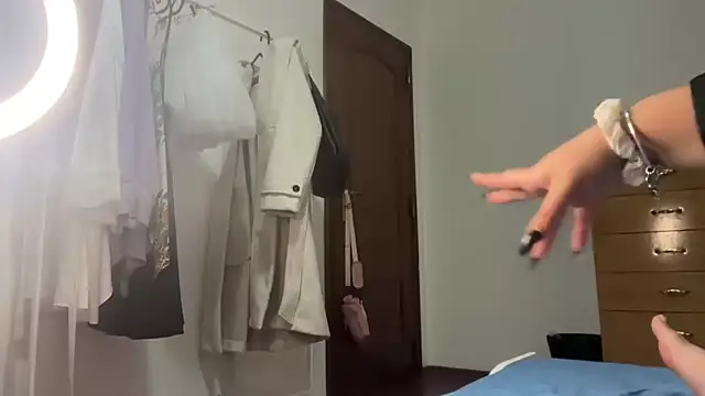 Snapshot of bybabyblue chatting on November 4, 2025, 9:36 pm bybabyblue online show from November 4, 2025, 9:36 pm