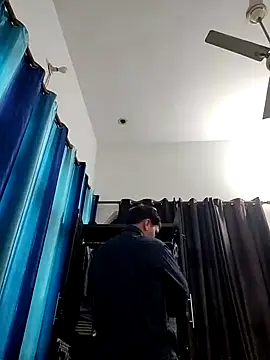 Snapshot of ZIMMY25 chatting on November 22, 2025, 4:55 am ZIMMY25 online show from November 22, 2025, 4:55 am