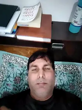 Snapshot of ZIMMY25 chatting on November 29, 2025, 5:38 pm ZIMMY25 online show from November 29, 2025, 5:38 pm