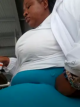 Bootyliciousbbw12 online show from November 10, 2025, 10:25 am