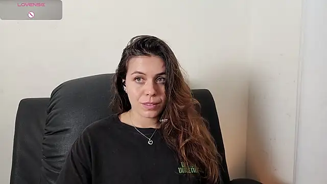 irinasweet27 online show from October 25, 2025, 2:30 am