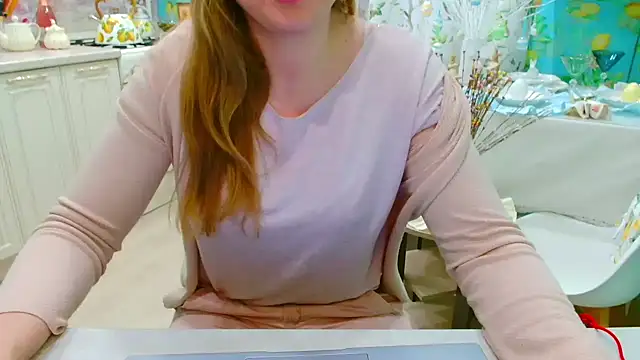 EveLove33 online show from April 13, 2026, 3:50 pm