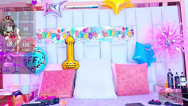 ZafiroClean online show from February 8, 2025, 7:05 pm