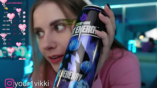 Snapshot of Vikki_Cheese chatting on December 7, 2024, 1:36 am Vikki Cheese online show from December 7, 2024, 1:36 am