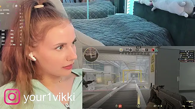 Snapshot of Vikki_Cheese chatting on March 17, 2025, 1:35 am Vikki Cheese online show from March 17, 2025, 1:35 am