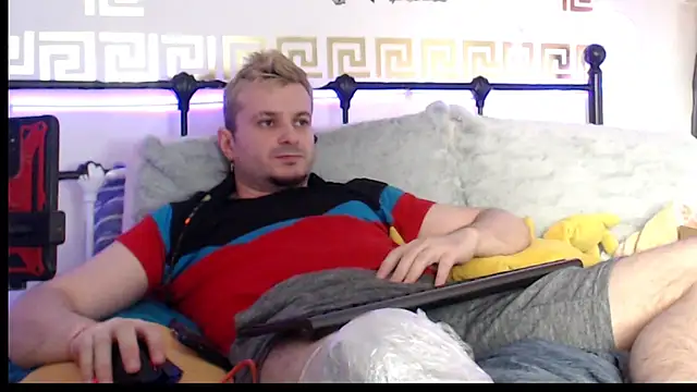 Snapshot of erotico69xxx chatting on March 7, 2025, 4:33 pm erotico69xxx online show from March 7, 2025, 4:33 pm