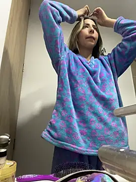 Ameellie online show from October 30, 2025, 5:02 pm