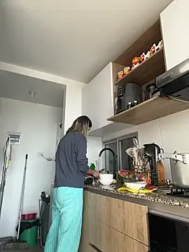 Ameellie online show from March 29, 2026, 1:22 pm