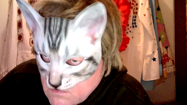 Snapshot of Sigorius chatting on January 7, 2025, 11:35 pm Sigorius online show from January 7, 2025, 11:35 pm