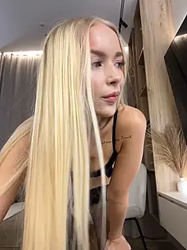 Snapshot of eva_m1racle_ chatting on September 11, 2025, 8:09 pm eva m1racle online show from September 11, 2025, 8:09 pm