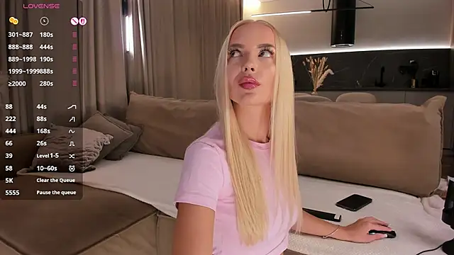 Snapshot of eva_m1racle_ chatting on November 2, 2025, 8:44 pm eva m1racle online show from November 2, 2025, 8:44 pm