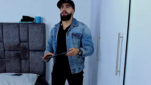 Zack Froone online show from February 20, 2025, 7:41 pm