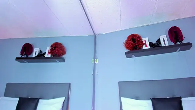 Coco Kiss online show from October 18, 2025, 3:02 pm