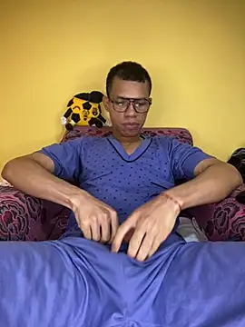 MoiseXxx 777 online show from January 21, 2025, 9:35 am