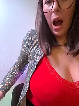 MommmyYummy online show from December 4, 2024, 10:46 am