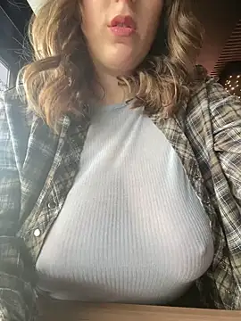 MommmyYummy online show from February 10, 2025, 9:36 am