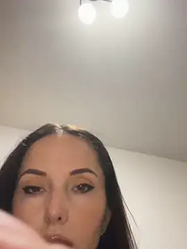 Carla Angel online show from December 1, 2025, 7:24 am