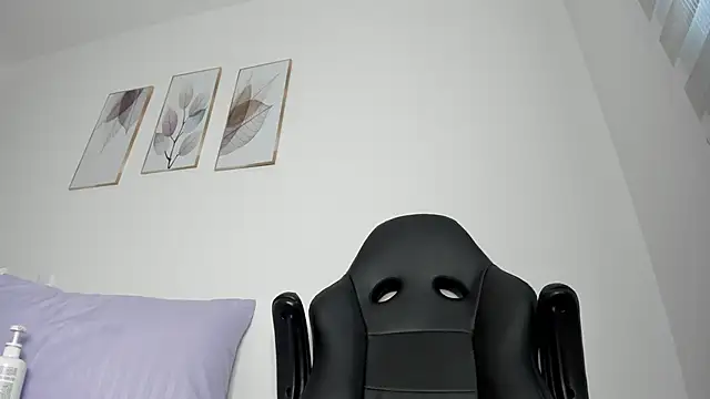 Snapshot of _Molly_rosse_ chatting on May 15, 2026, 12:01 pm Molly rosse online show from May 15, 2026, 12:01 pm