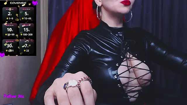 mia-joy online show from October 2, 2025, 6:37 pm