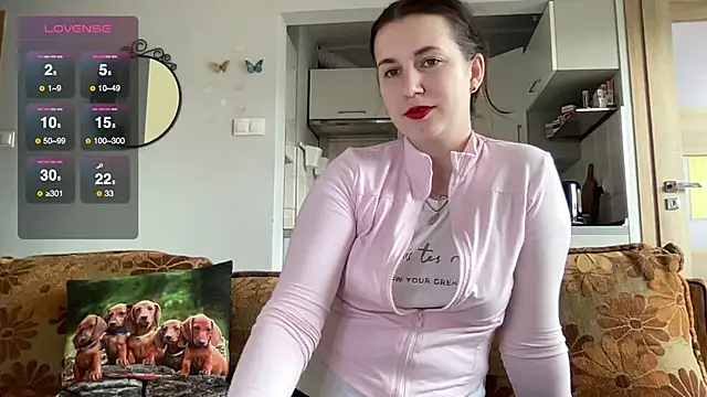 Snapshot of Teylor_Love chatting on February 26, 2025, 1:19 pm Teylor Love online show from February 26, 2025, 1:19 pm