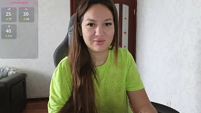 Snapshot of Nelly_Fischer chatting on December 18, 2024, 7:36 am Nelly Fischer online show from December 18, 2024, 7:36 am