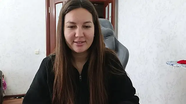 Snapshot of Nelly_Fischer chatting on January 8, 2025, 8:27 am Nelly Fischer online show from January 8, 2025, 8:27 am