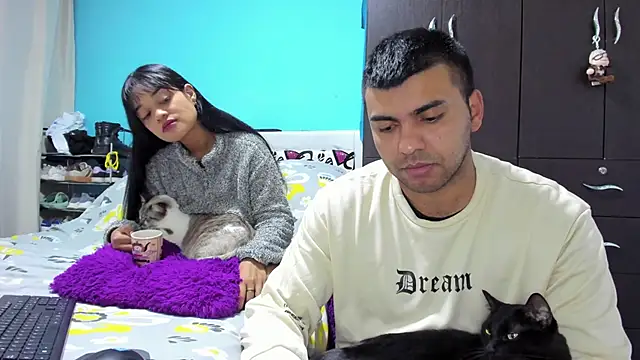 2ScarletandRyan8 online show from February 17, 2026, 10:01 am