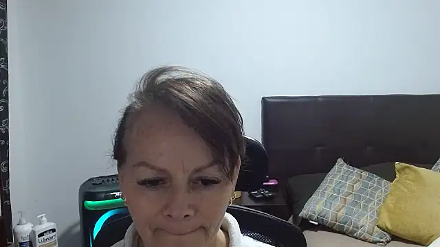 asleycavta online show from February 7, 2026, 2:32 pm