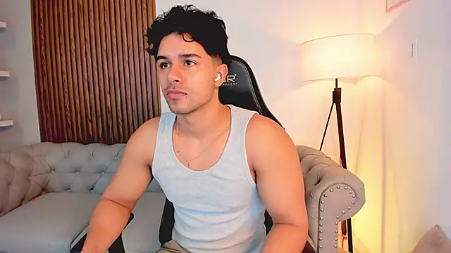 liam collins21 online show from November 12, 2025, 11:54 am