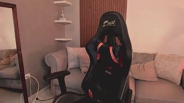 liam collins21 online show from February 12, 2026, 11:49 am