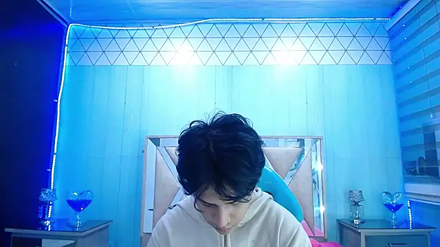 alex 477 online show from October 31, 2025, 11:33 am