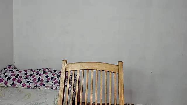 Jade Dorthini online show from March 15, 2025, 6:54 pm