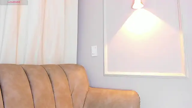 Snapshot of Lia_walton chatting on December 26, 2024, 12:05 pm Lia walton online show from December 26, 2024, 12:05 pm