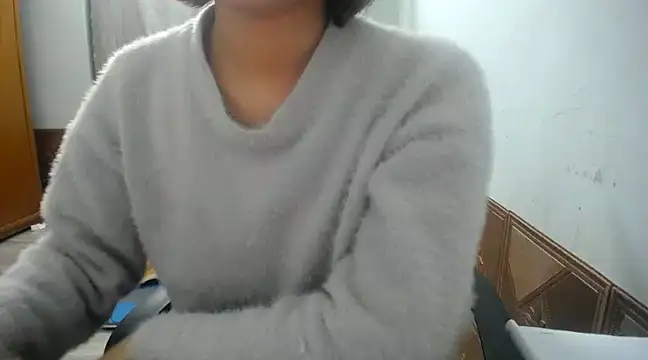 Michiko1 online show from February 25, 2025, 1:06 pm