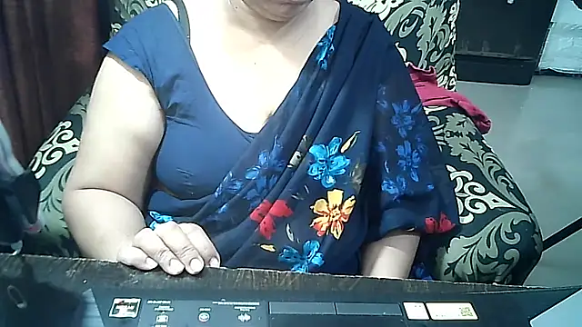 Snapshot of Punambhabisexy chatting on November 20, 2025, 5:18 am Punambhabisexy online show from November 20, 2025, 5:18 am