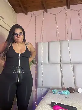 Snapshot of kiana_cream chatting on February 16, 2025, 11:49 am kiana cream online show from February 16, 2025, 11:49 am
