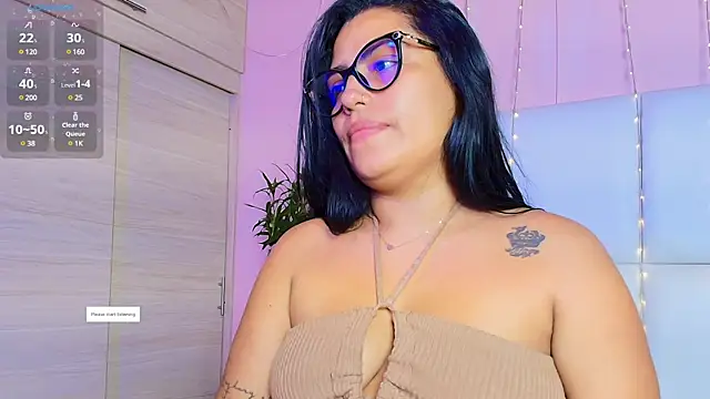 Snapshot of kiana_cream chatting on February 28, 2025, 12:42 pm kiana cream online show from February 28, 2025, 12:42 pm