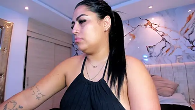 kiana cream online show from June 24, 2026, 12:59 pm