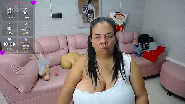 Penelope Nipples  online show from December 27, 2024, 11:50 am