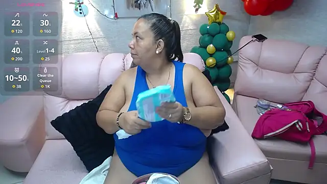 Penelope Nipples  online show from December 20, 2025, 12:12 pm