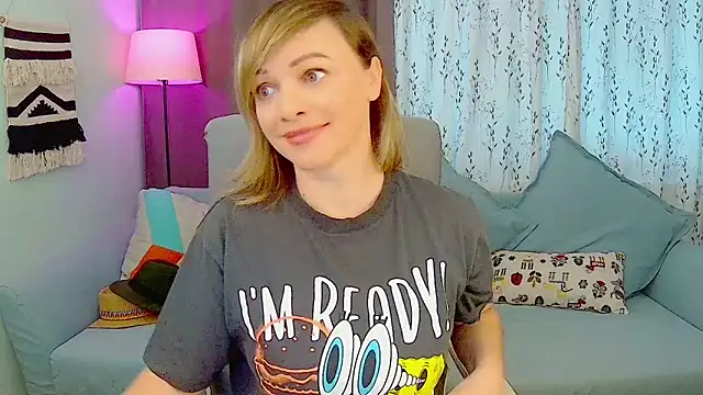 NandiSmile online show from October 27, 2025, 8:07 am