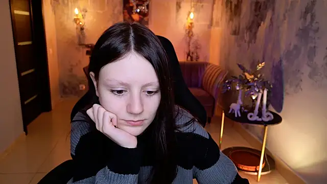 VeliraBraitberg online show from January 5, 2025, 11:15 am