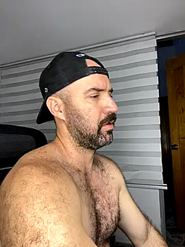 ADONIS ART01 online show from October 26, 2025, 10:47 pm