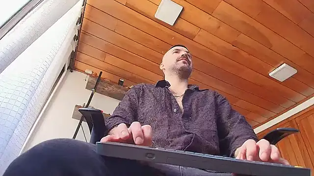 Snapshot of ADONIS_ART01 chatting on February 14, 2026, 5:43 pm ADONIS ART01 online show from February 14, 2026, 5:43 pm