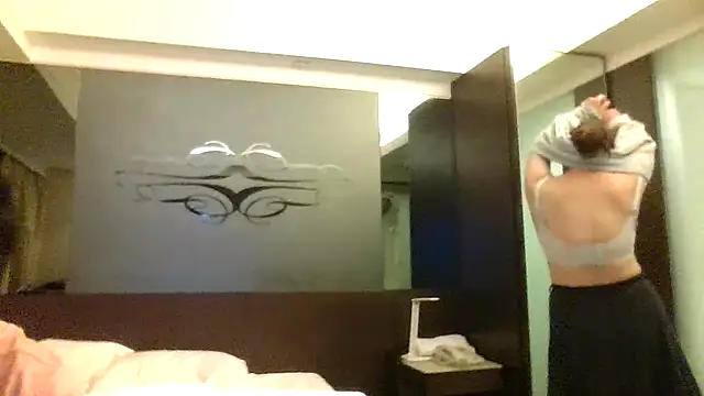 cokezero1668 online show from February 17, 2025, 5:10 pm