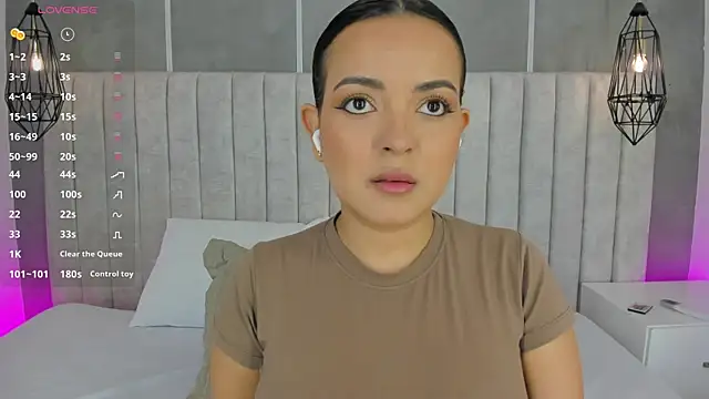 lea gray online show from November 3, 2025, 5:58 pm