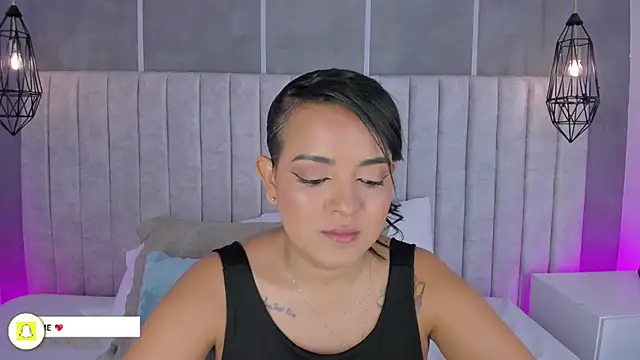 lea gray online show from November 29, 2025, 7:06 pm