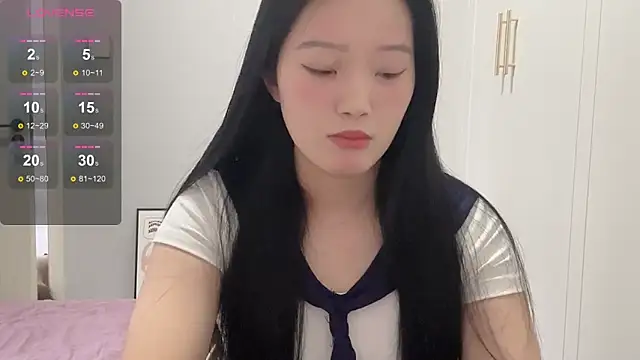 Snapshot of rose-u chatting on October 24, 2025, 1:24 am rose-u online show from October 24, 2025, 1:24 am