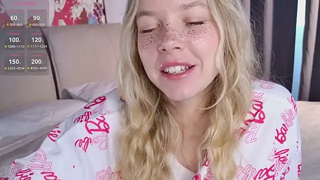 Snapshot of milly_shy chatting on July 17, 2026, 7:04 am milly shy online show from July 17, 2026, 7:04 am